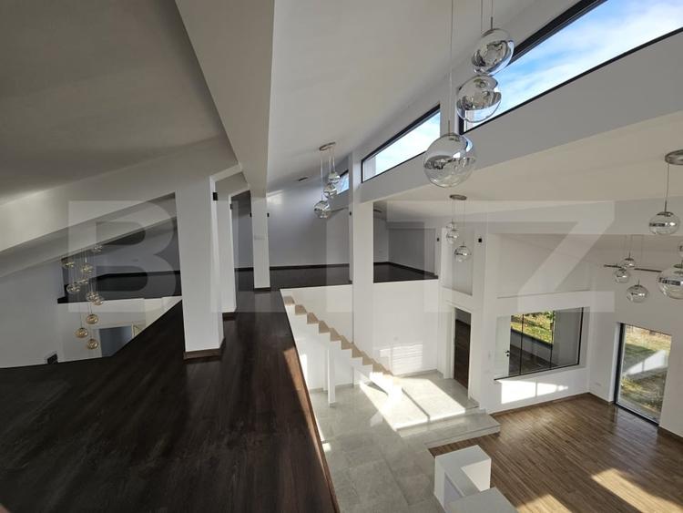 Vila superba, 4 camere, in zona Hlincea - 17
