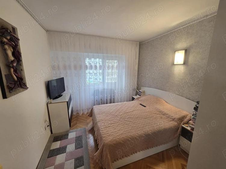 Apartament 3 camere, Etaj 3 8, bloc 1993, renovat complet - 5