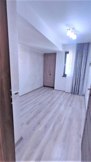 3 camere, bloc Libertatii – zona Blvd. George Coșbuc / Str. Movilei - 7
