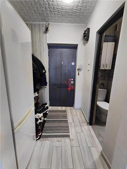 Titan, metrou Costin Georgian, renovata modern - 8