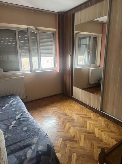Apartament 2 camere etaj 3/4 - 1