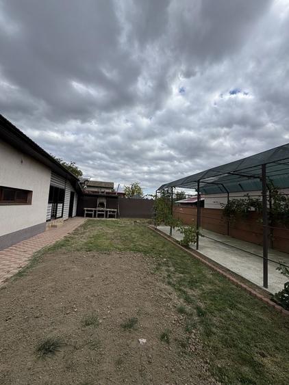Casa de inchiriat pe parter in Sag - 4