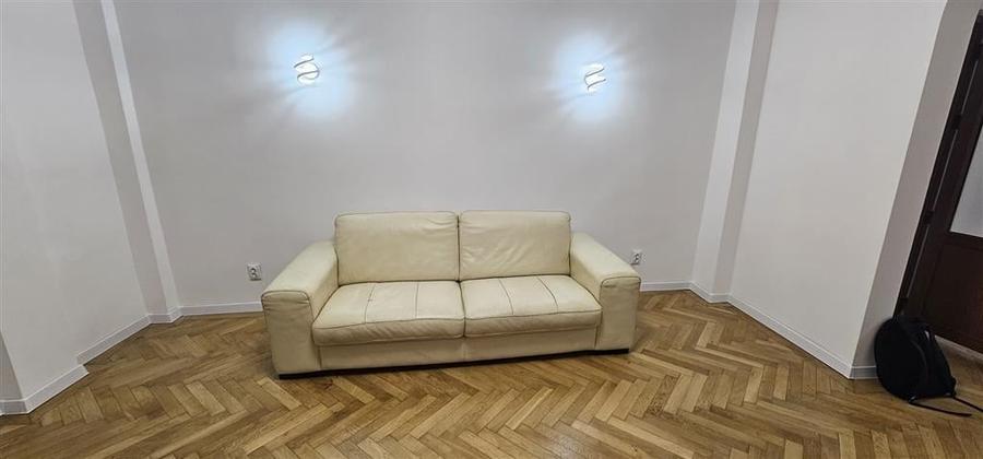 apartament 3 camere Piata Muncii, la 1 minut de gura de metrou, 90mp utili ,etaj - 21