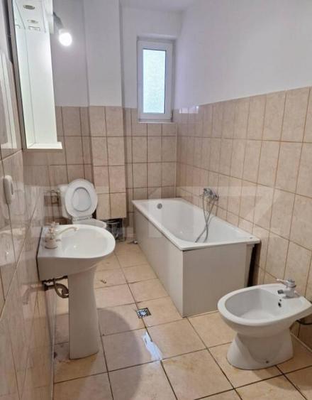 Vila, cazare muncitori, 11-15 camere, 600 mp, zona Mehala-Ti - 13