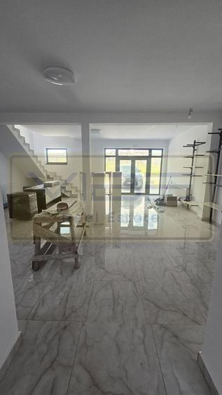 Spatiu 240mp Showroom / Magazin Industrial / Piese etc - 23