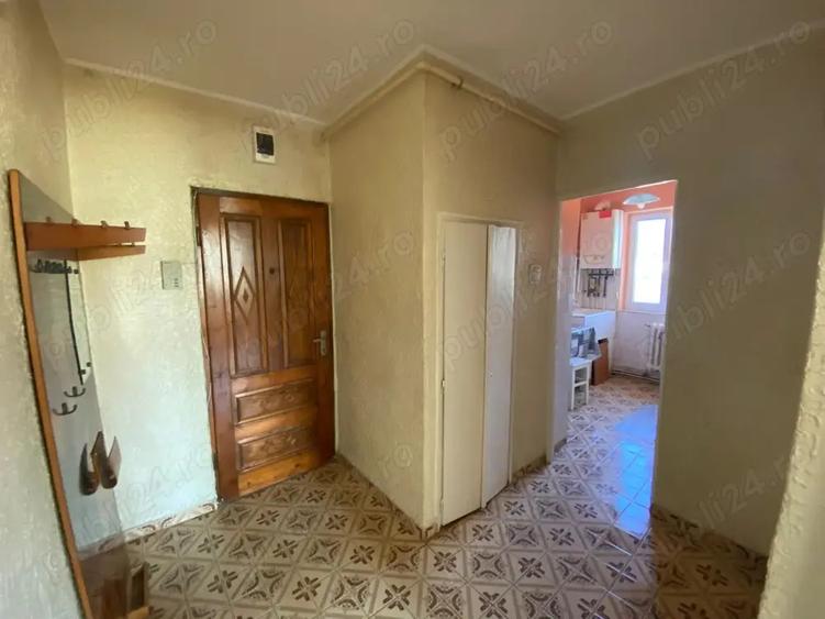 Vand apartament cu doua camere - 2
