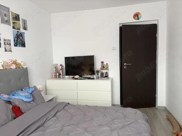 Vand apartament 3 camere,sectorul 2 - 4