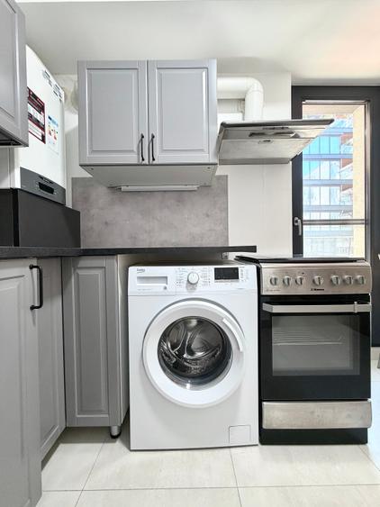 Victoriei / Petru Rareș / Garsoniera Mobilată / Bloc Nou / Etaj 1 - 8