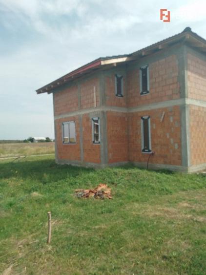 Casa Giarmata la gri cu toate utilitatile - ID V5615 - 13