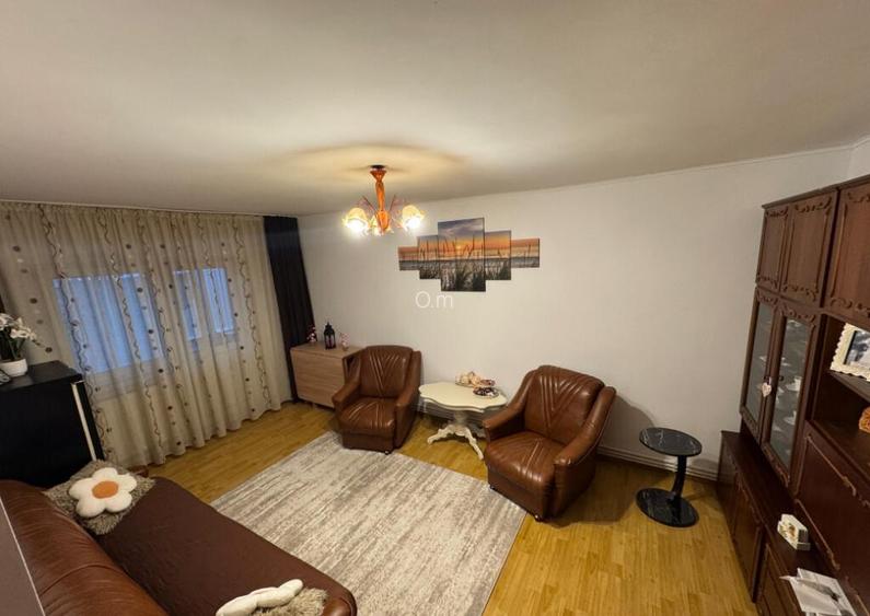 Apartament 4 camere Burdujeni