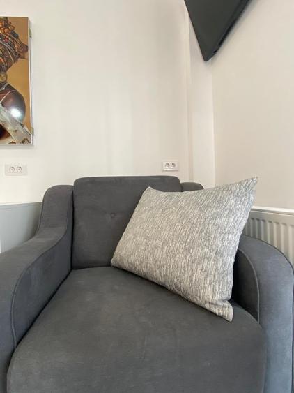 Garsoniera spatioasa -vedere  mare - 30 m de plaja  -str.B2 Nautic Mamaia Nord - 18