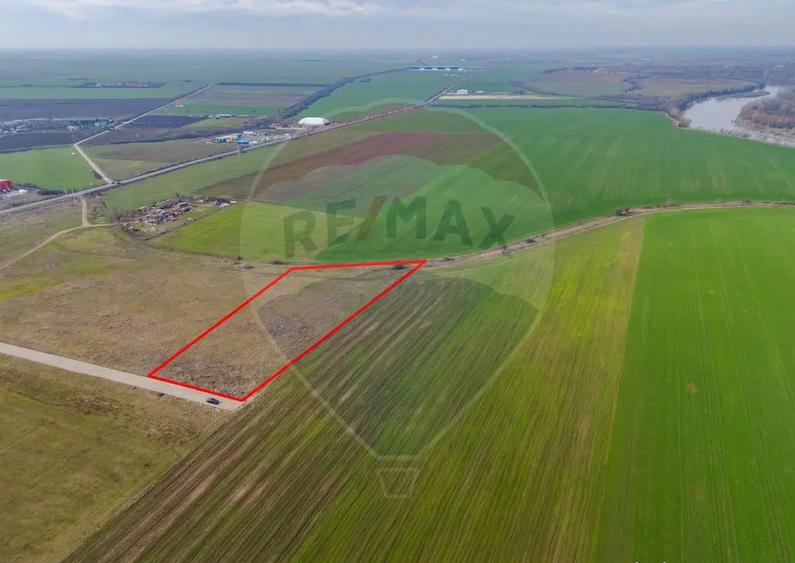 Teren intravilan 10.000 mp in Zona Industriala Sud Arad - 10