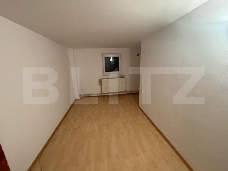 Casa spatioasa cu 4 camere, Nufarul, 240mp - 11