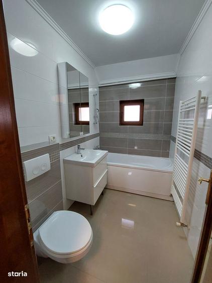 Vand ap. 3 camere, zona buna, Micalaca , locuri parcare in curte - 6