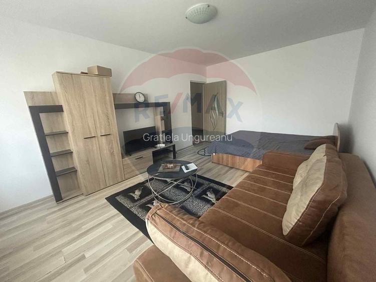 Apartament 2 camere de vanzare in Targoviste Strada Craitelor