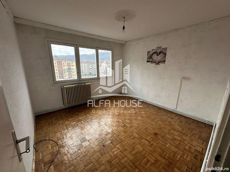 Vand 3 camere confort 1 zona Govandari Micro 1 - 1