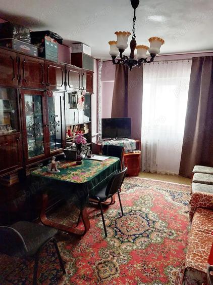 Apartament cu trei camere decomandat in Calea Bucuresti - 4