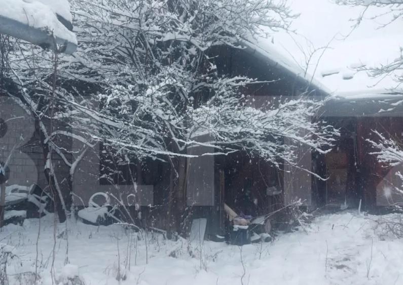 Casa tradi?ionala cu teren generos Covasna Voinesti - 3