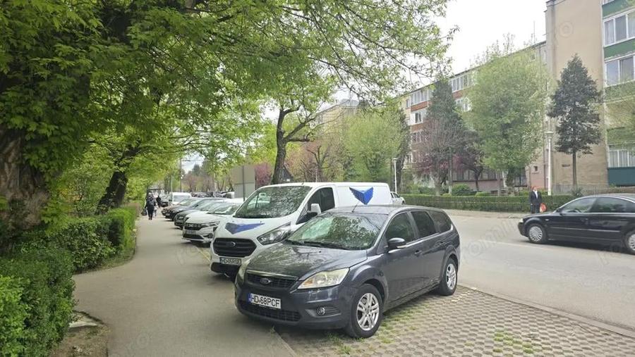 Inchiriez sau vand spatiu comercial in Deva, zona Balcescu (Astoria), suprafata utila 20 mp - 8