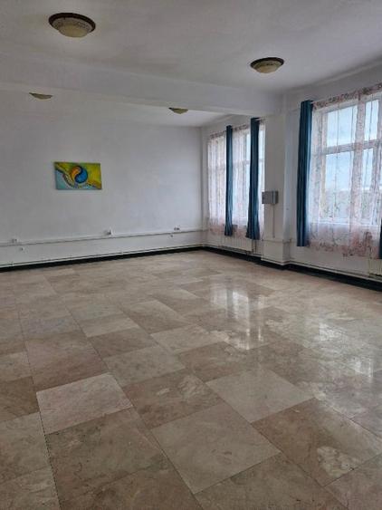 Clădire ideală ca showroom sau reprezentanță | Brașov, Calea Feldioarei - 8