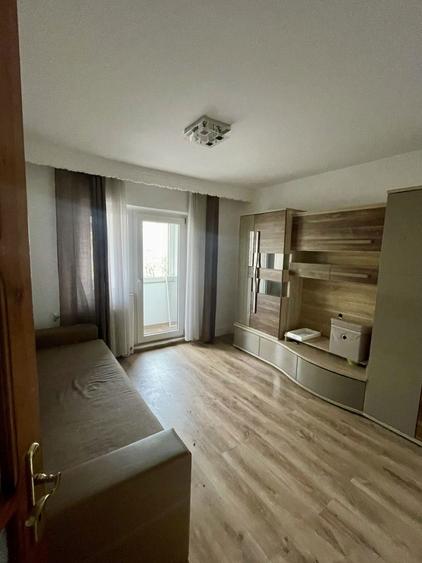 Apartament 4 camere - Str. Bogdan Voda nr. 1 - 2