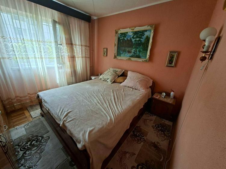 Apartament cu 3 camere decomandat in Ploiesti, etaj 2, Strada Cristianul 22, intabulat recent - 2