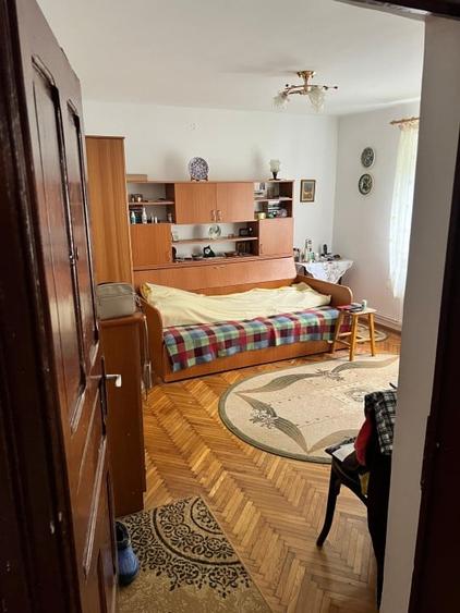 Vanzare Casa Govora | centrala termica | 366mp curte libera - 9