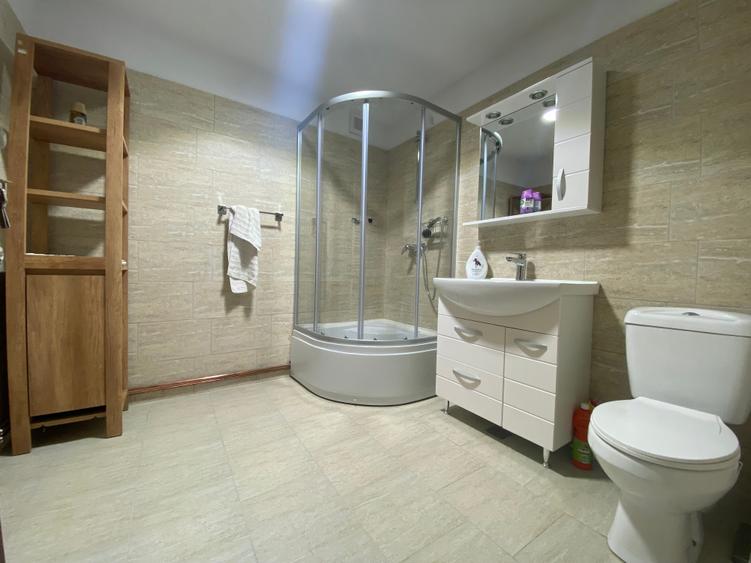 Vanzare casa P+1, teren 410 mp, zona centrala Targoviste. - 12