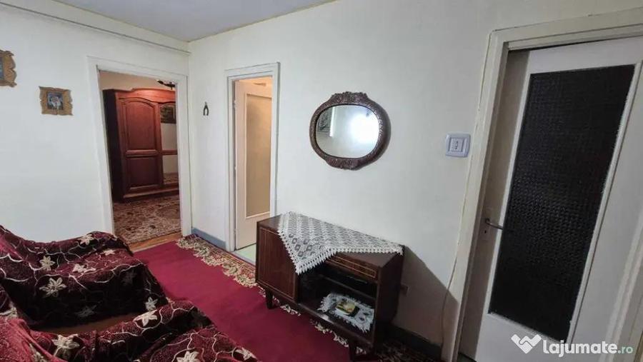 Apartament cu 2 camere, etaj intermediar, zona Centrala - 2