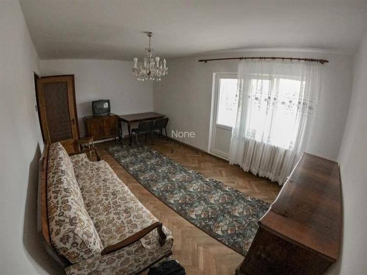 Apartament cu 3 camere decomandat, mobilat în Gheorgheni