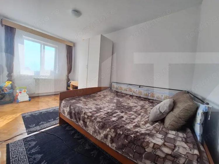Apartamet de vanzare, cu 3 camere, 46 mp, zona Sagului-SHOPPING CITY - 10