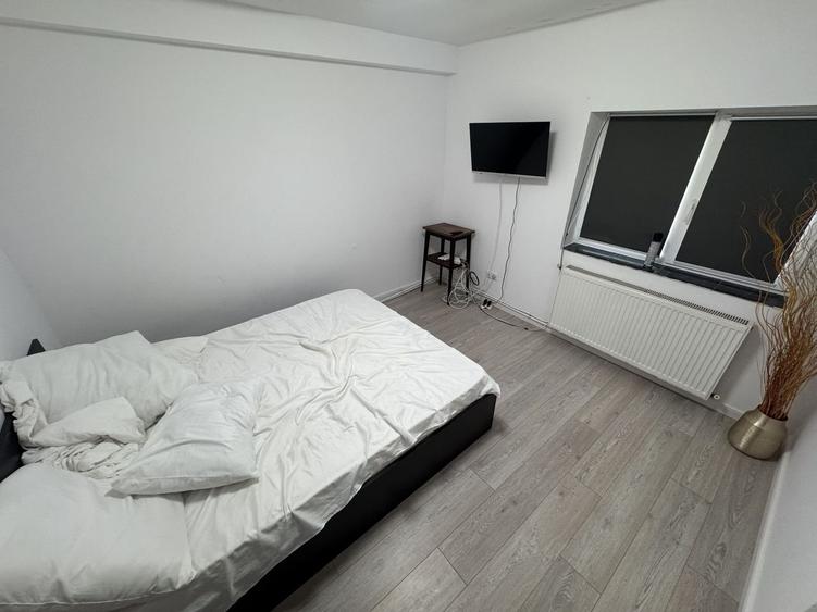 Casă cu 3 camere zona Faleză Nord, Renovată, Centrală pe gaz - 2