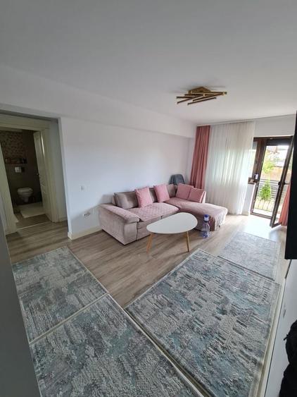 Vand apartament cu 2 camere situat pe Soseaua Iasi-Voinesti, loc de parcare inclus . - 1
