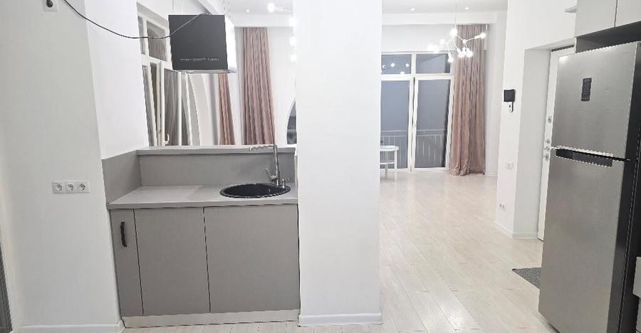 Inchiriez apartament 2 camere in Deva, zona ultracentrala, etaj 1, - 1