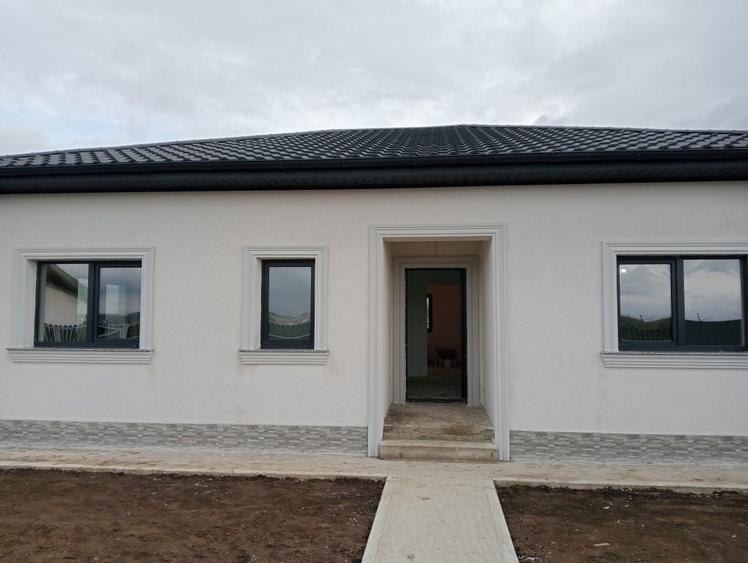 Casa de vanzare in Horia - 1