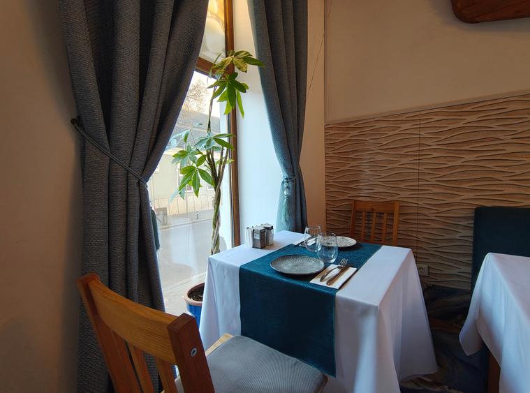 DE VÂNZARE – Spațiu de alimentație publică 53mp+111mp teren - 7