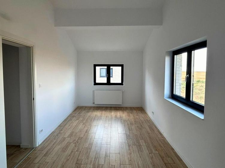 CUIB 3, LIZIERA DE LAC, FAZA 1 — CASA TA LÂNGĂ LAC, LA 20 DE MINUTE DE PALLADY - 6