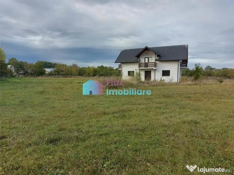 Casa cu 8450 mp teren in Solca - 17