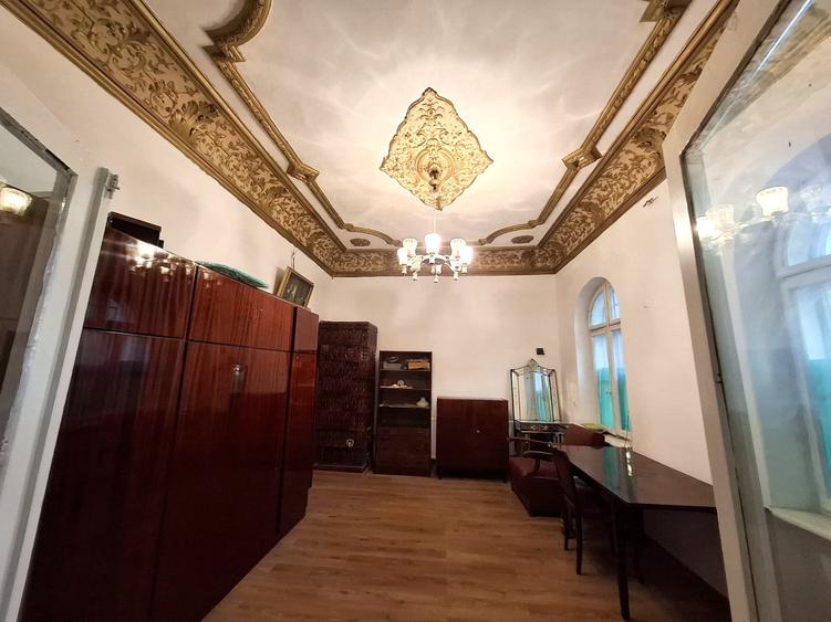 Studio cu garaj și boxă ultracentral - 2