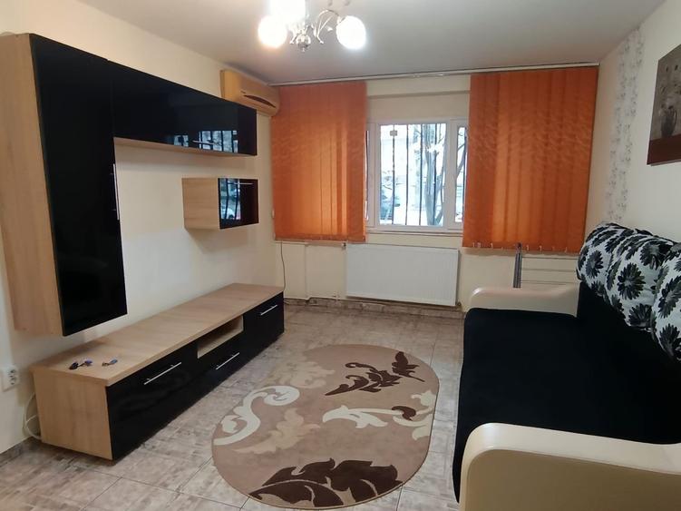 Inchiriere - Apartament 2 camere zona Ferdinand-Iancului - 1