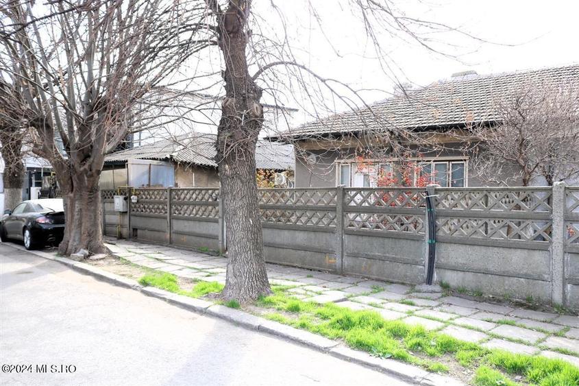 Gara - Spitalul CFR - Str. Scolii, casa din caramida, teren 380 mp! - 14
