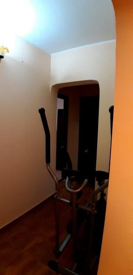 Tineretului -metrou, parc- centrala proprie - 11