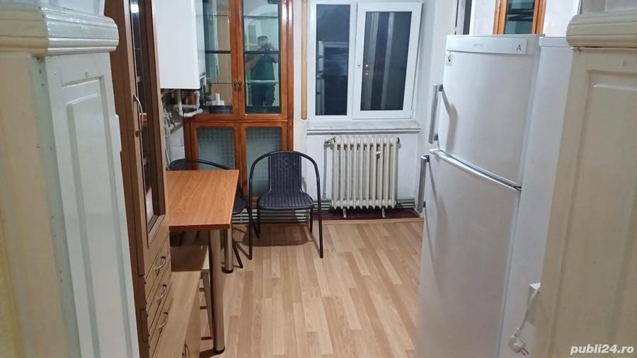 inchiriez apartament parter 56 mp zona centrala Simeria - 1