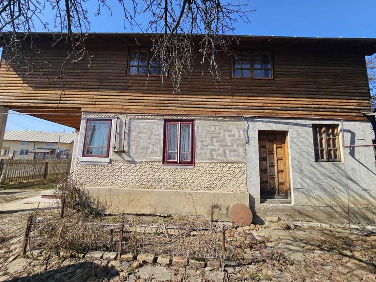 Casa cu teren 598 mp de vanzare in Comarnic | Vedere spre munte - 7