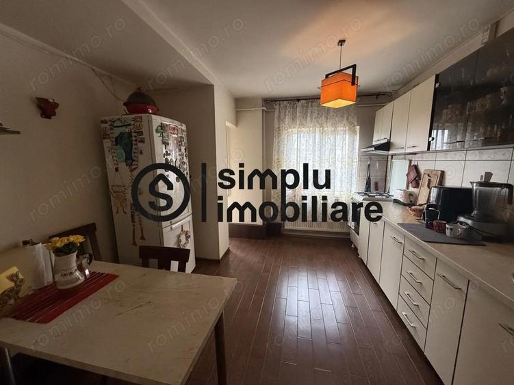 Apartament 4 camere decomandat 1 Mai et 3/4 - 6