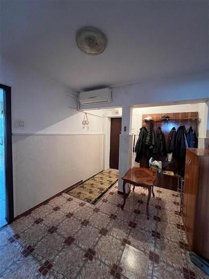 Apartament 3 Camere Decomandat - Gradinari - 4