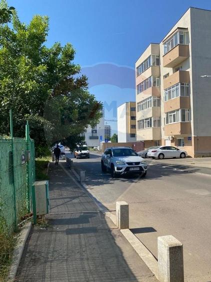 Teren intravilan de vanzare - 822 mp, Strada Postalionului - 11