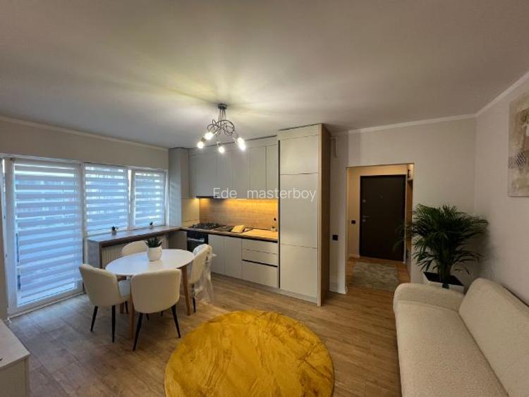 PF vând ap 3 camere Florești, etaj intermediar PF vând ap 3 camere Florești, etaj intermediar
