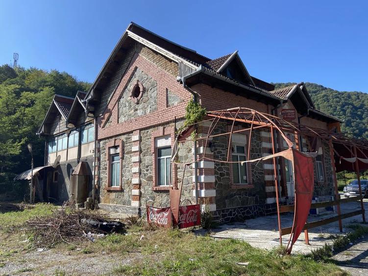 Imobil , spatiu comercial , cladire - 3