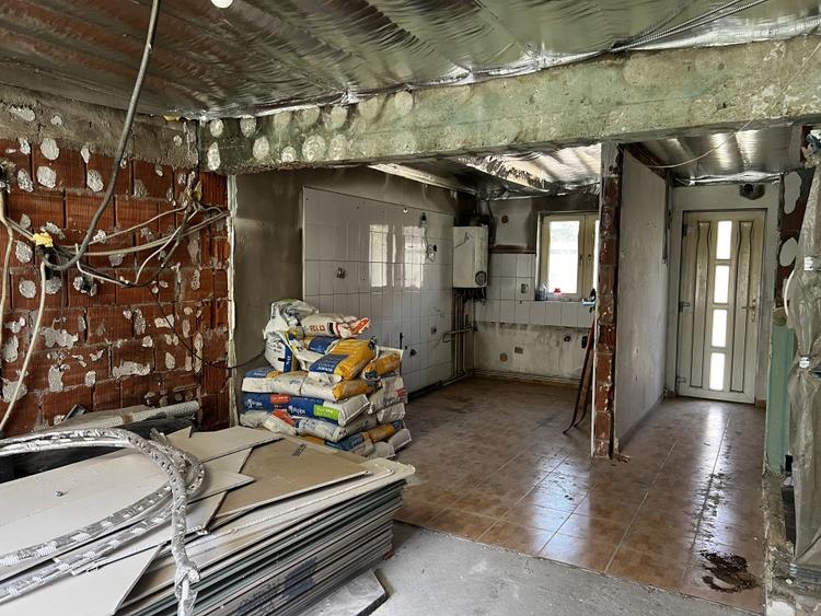 Triplex 80 mp utili, 40 mp curte, parcare, Zona Eroilor - 9